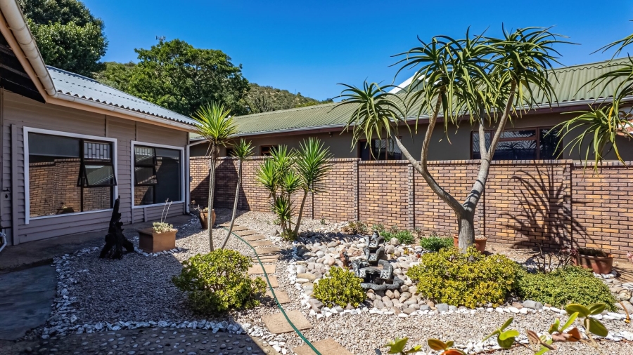 5 Bedroom Property for Sale in The Village Western Cape